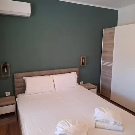 Larenta Appartement *